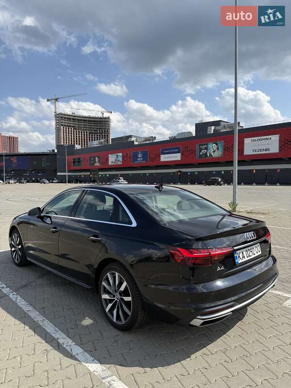 Седан Audi A4 2020 в Киеве