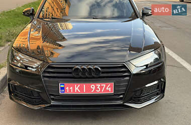 Седан Audi A4 2018 в 