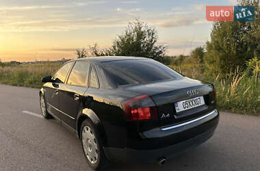 Седан Audi A4 2004 в 