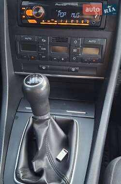 Универсал Audi A4 2004 в 