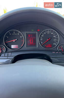 Универсал Audi A4 2003 в 