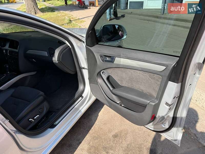 Седан Audi A4 2008 в Чернигове