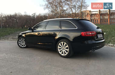 Универсал Audi A4 2014 в 