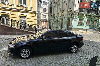 Седан Audi A4 2012 в 