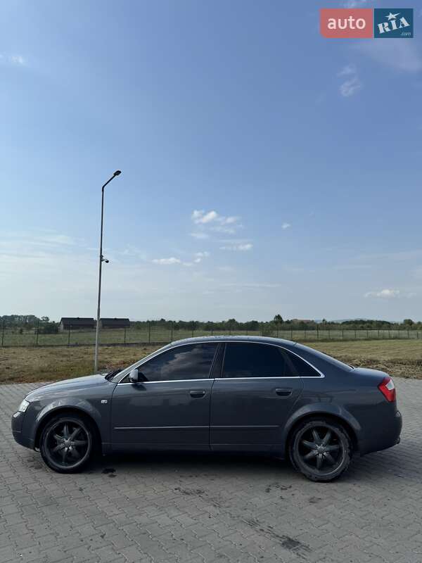 Седан Audi A4 2004 в Тячеве фото 3 Седан Audi A4 2004 в Тячеве