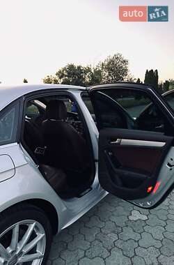 Седан Audi A4 2014 в 