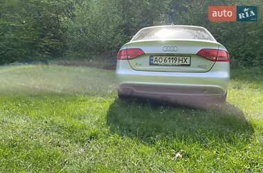 Седан Audi A4 2011 в 