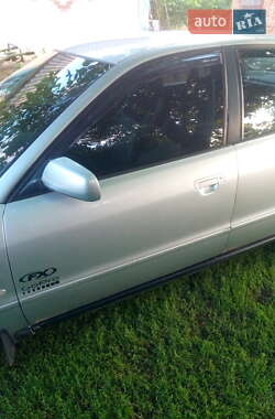 Седан Audi A4 1998 в 