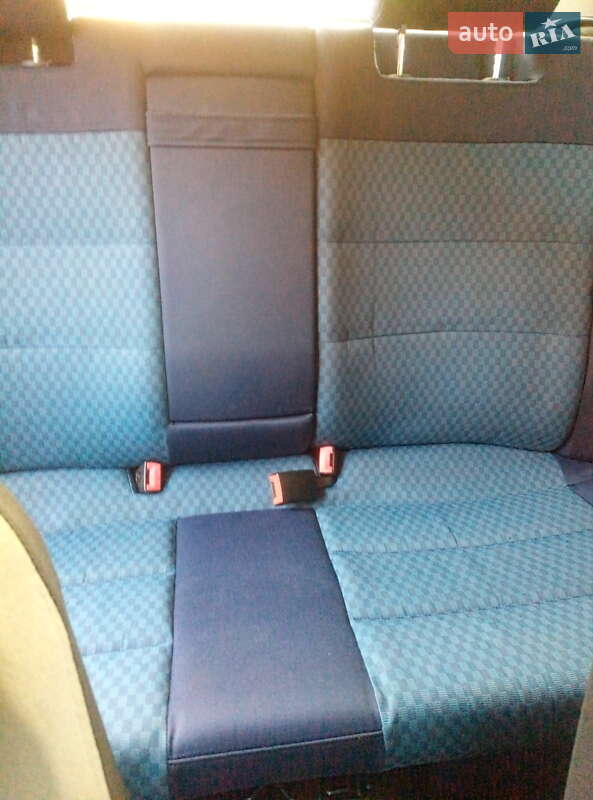 Седан Audi A4 1998 в Ярмолинцах