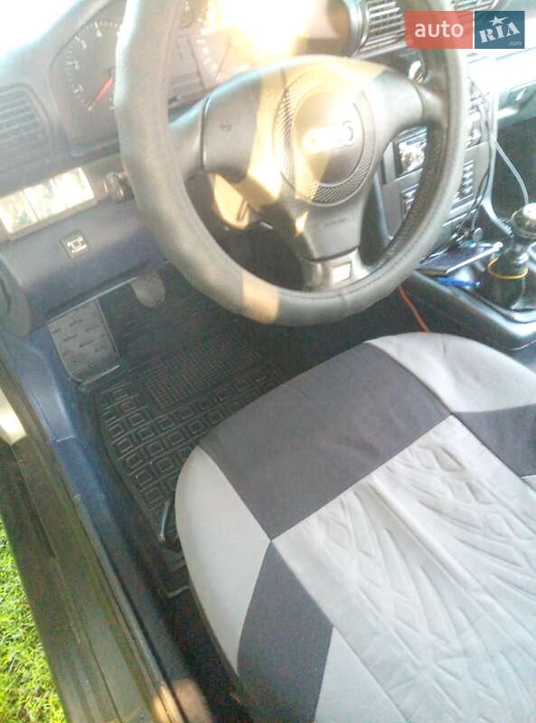 Седан Audi A4 1998 в Ярмолинцах