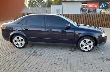Седан Audi A4 2001 в 