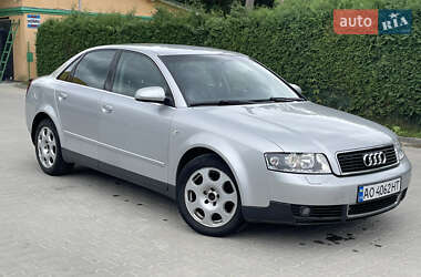 Седан Audi A4 2001 в 