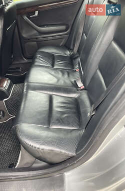 Седан Audi A4 2001 в 