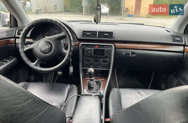 Седан Audi A4 2001 в 