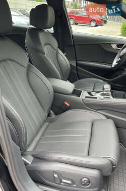 Седан Audi A4 2021 в 