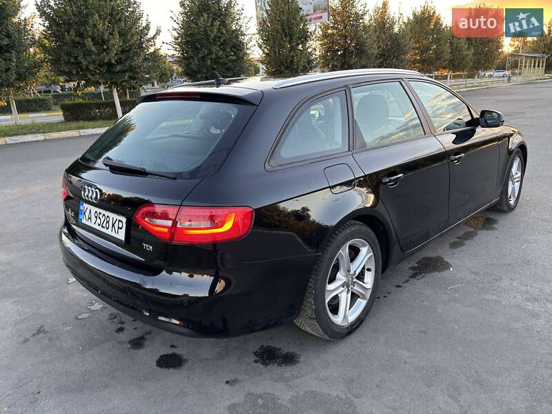 Универсал Audi A4 2015 в Киеве
