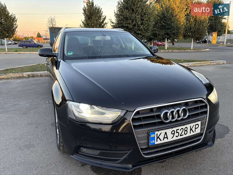 Универсал Audi A4 2015 в Киеве
