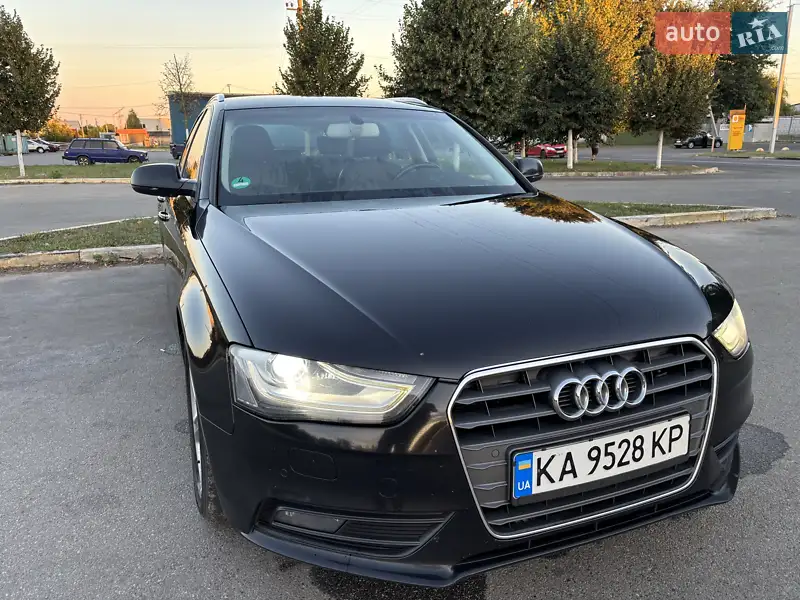 Audi A4 2015 VIN WAUAFAFL6GA004517 фото оголошення 29 з 65