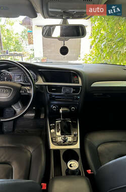 Седан Audi A4 2013 в 