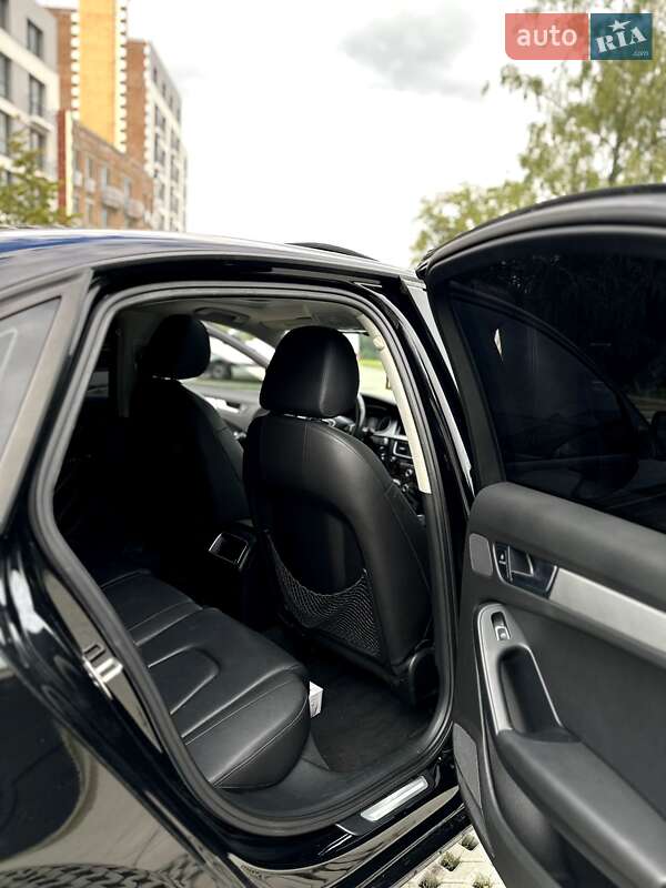 Седан Audi A4 2013 в Самборе