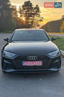 Седан Audi A4 2019 в 