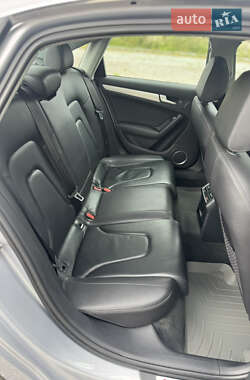 Седан Audi A4 2015 в 