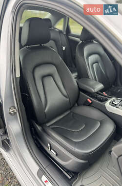 Седан Audi A4 2015 в 
