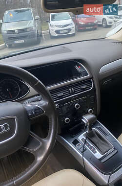 Седан Audi A4 2012 в 