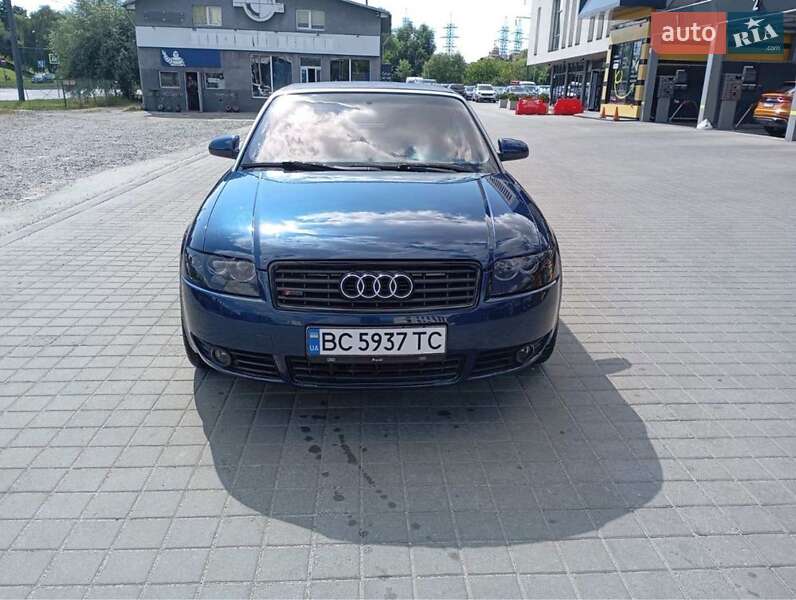 Кабриолет Audi A4 2003 в 