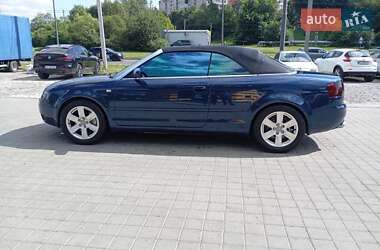 Кабриолет Audi A4 2003 в 