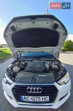 Седан Audi A4 2017 в 
