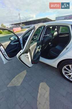 Седан Audi A4 2017 в 