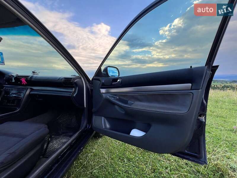 Универсал Audi A4 1997 в Турке