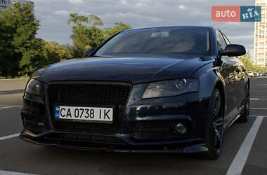Седан Audi A4 2010 в Киеве