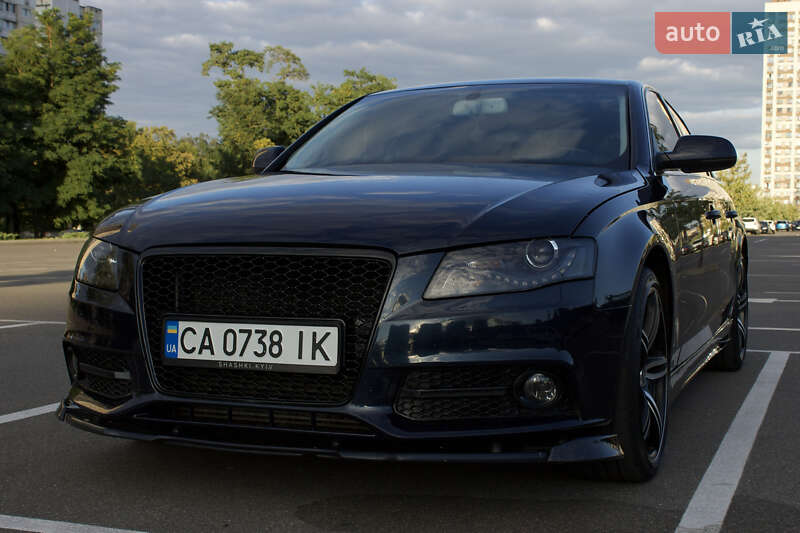 Седан Audi A4 2010 в 