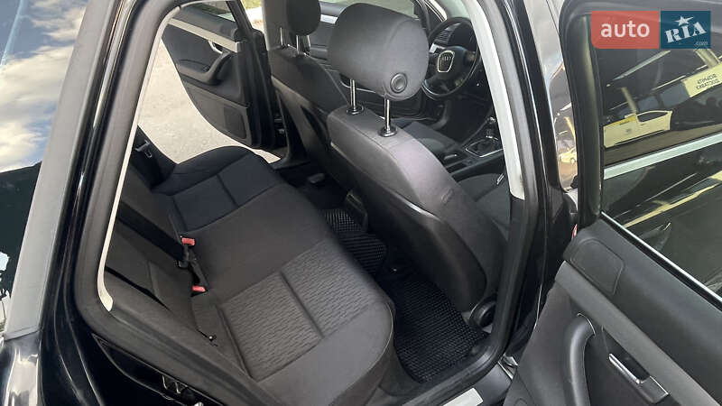 Универсал Audi A4 2005 в Харькове