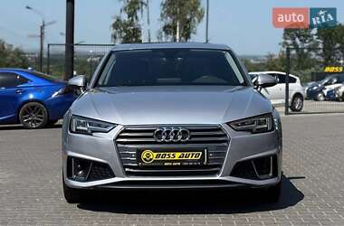Седан Audi A4 2019 в 