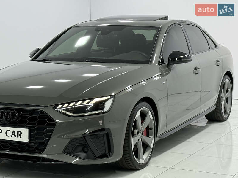 Седан Audi A4 2022 в Одессе