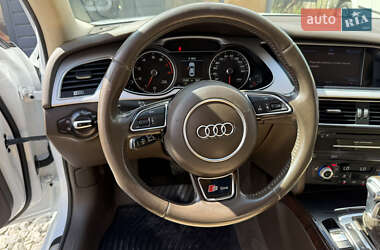 Седан Audi A4 2015 в 