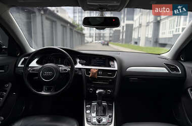 Седан Audi A4 2015 в 