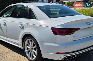 Седан Audi A4 2018 в Львове