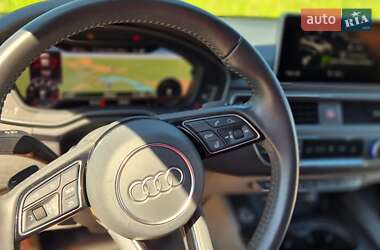 Седан Audi A4 2018 в 