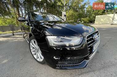Седан Audi A4 2013 в 