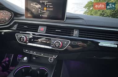 Седан Audi A4 2018 в 