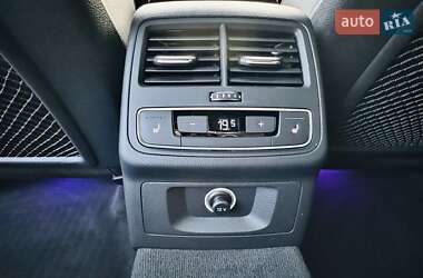 Седан Audi A4 2018 в 