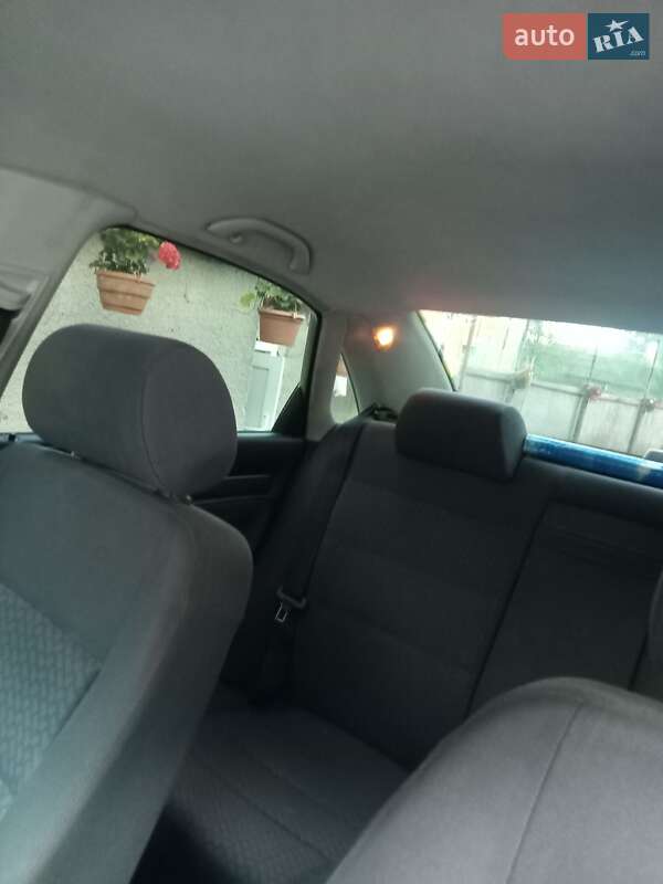 Седан Audi A4 1997 в Львове