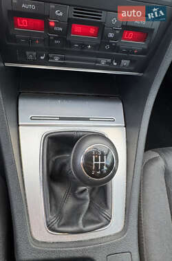 Седан Audi A4 2005 в 