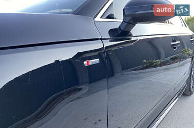 Седан Audi A4 2018 в 