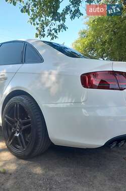 Седан Audi A4 2009 в 