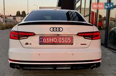 Седан Audi A4 2018 в 